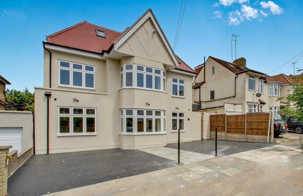 Main image of property: Beaconsfield Road, London, N11