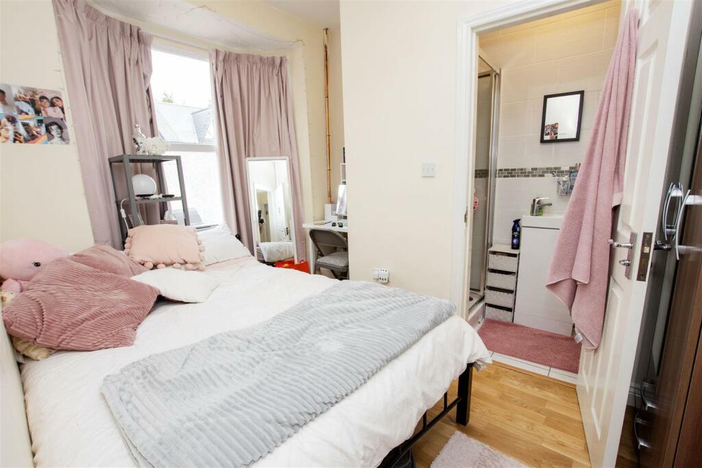 Additional property image - Harborne Park Road, Birmingham