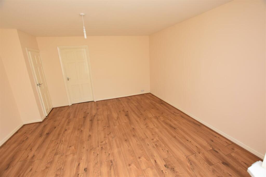 Additional property image - Poole Crescent, Birmingham