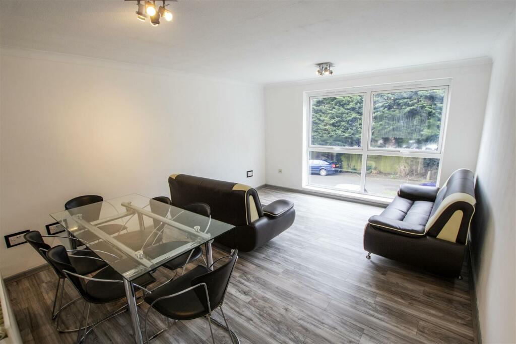 Additional property image - Seymour Close, Selly Park, Birmingham