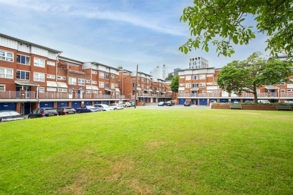 Additional property image - Shepherds Gardens, Birmingham