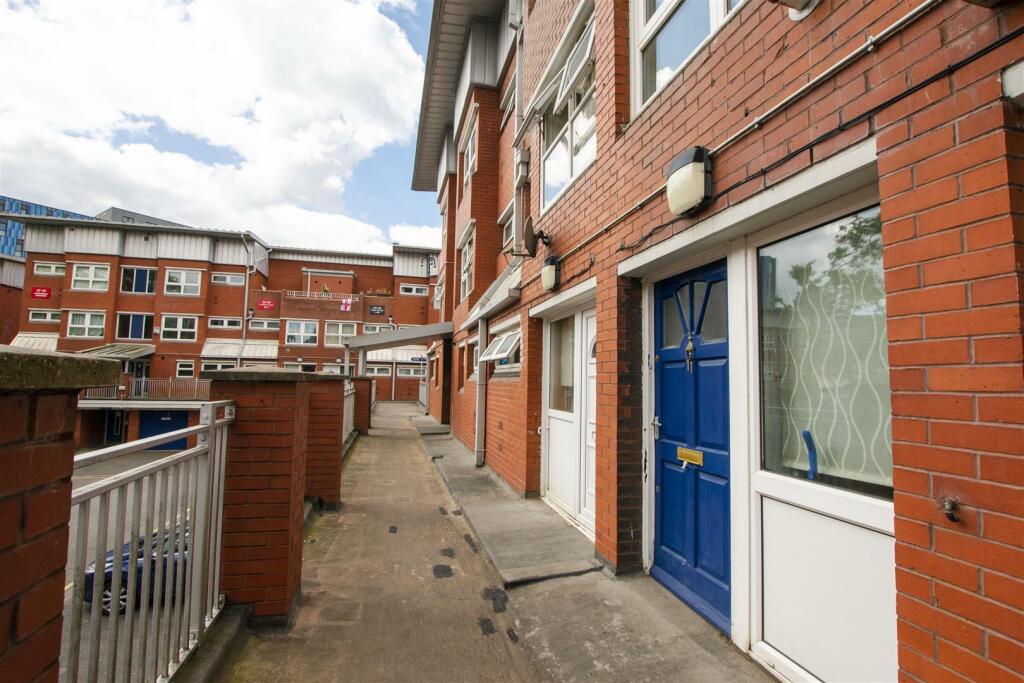 Additional property image - Shepherds Gardens, Birmingham