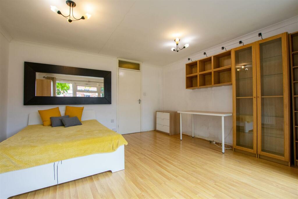 Additional property image - Shepherds Gardens, Birmingham