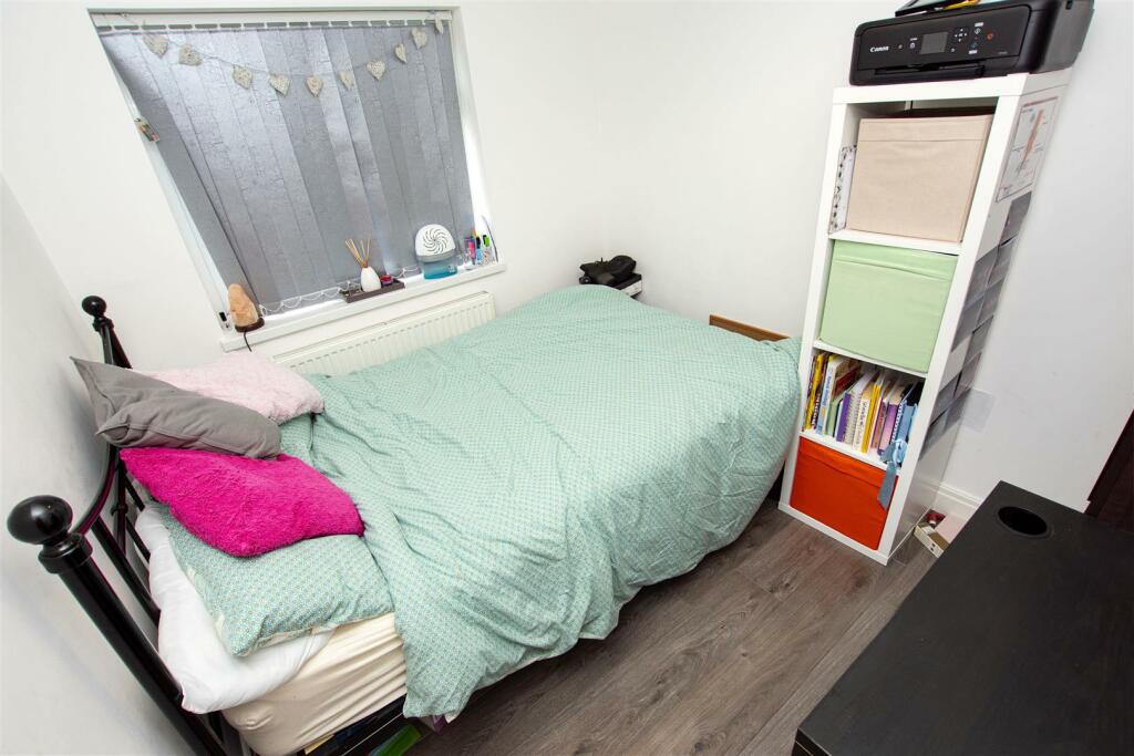 Additional property image - Poole Crescent, Birmingham