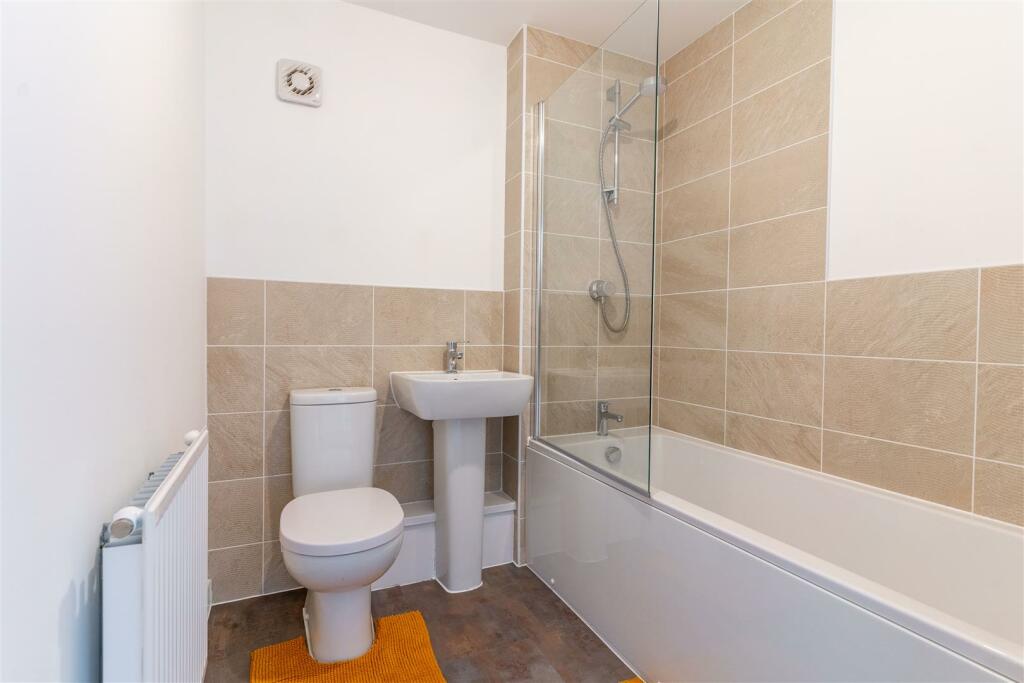 Additional property image - Heroes Drive, Birmingham