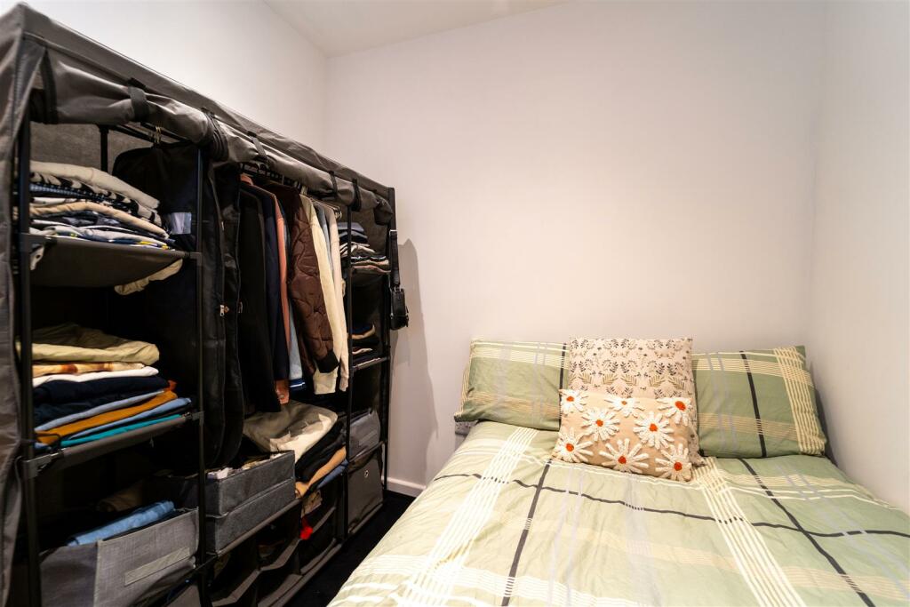Additional property image - Oak Tree Lane, Selly Oak, Birmingham