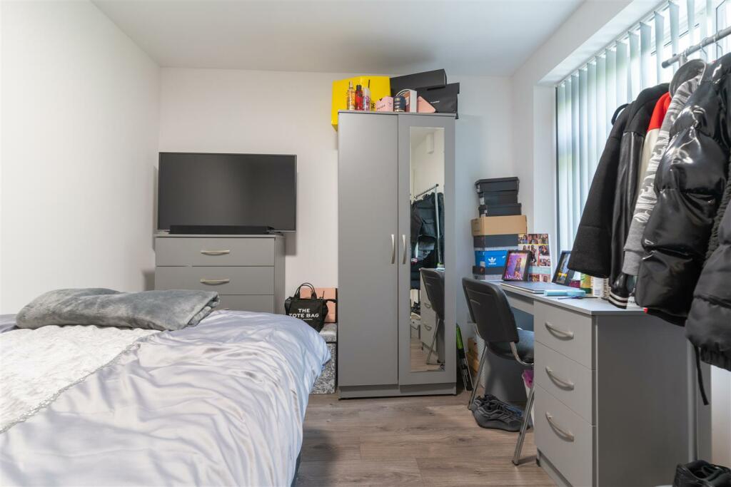 Additional property image - Roman Way, Birmingham