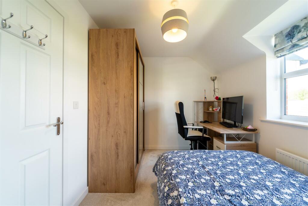Additional property image - Heroes Drive, Birmingham