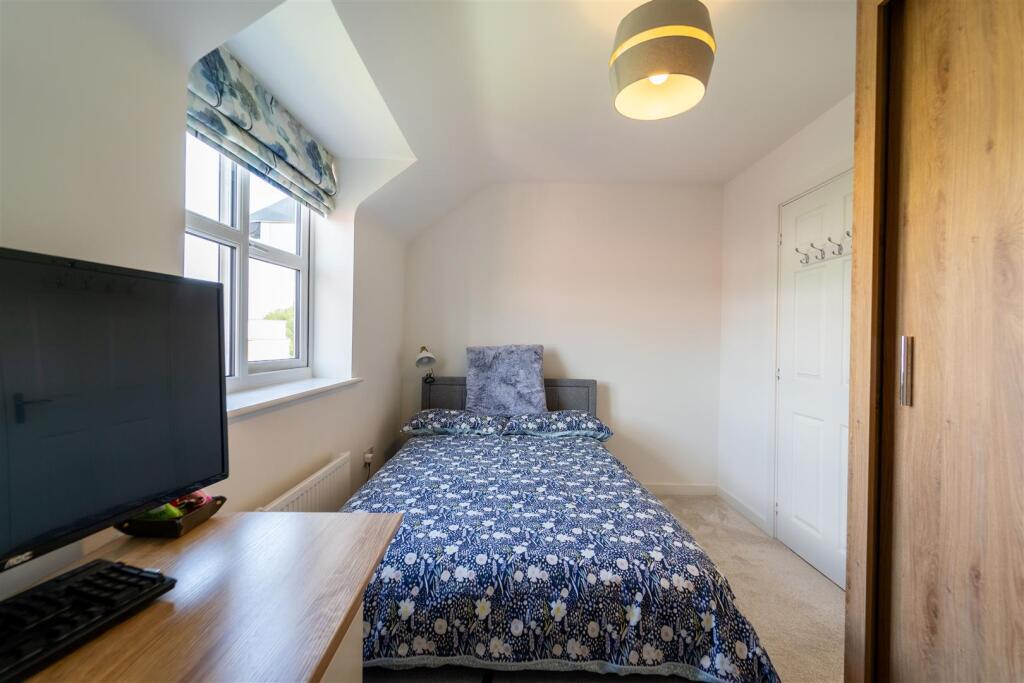 Additional property image - Heroes Drive, Birmingham