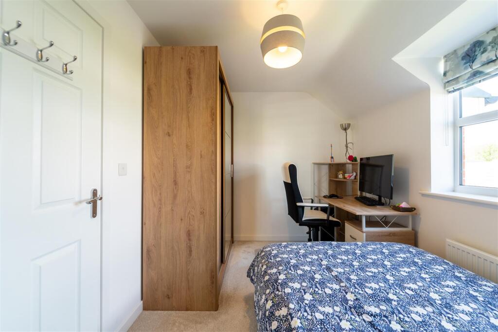 Additional property image - Heroes Drive, Birmingham