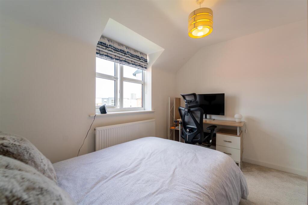 Additional property image - Heroes Drive, Birmingham