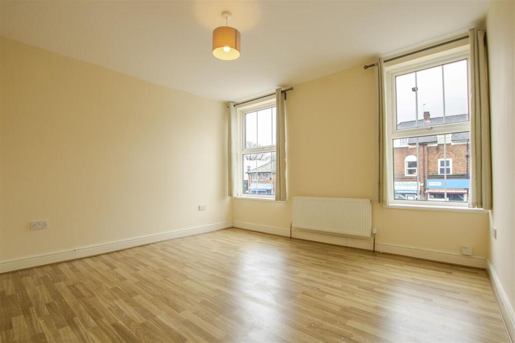 Additional property image - Oak Tree Lane, Selly Oak, Birmingham