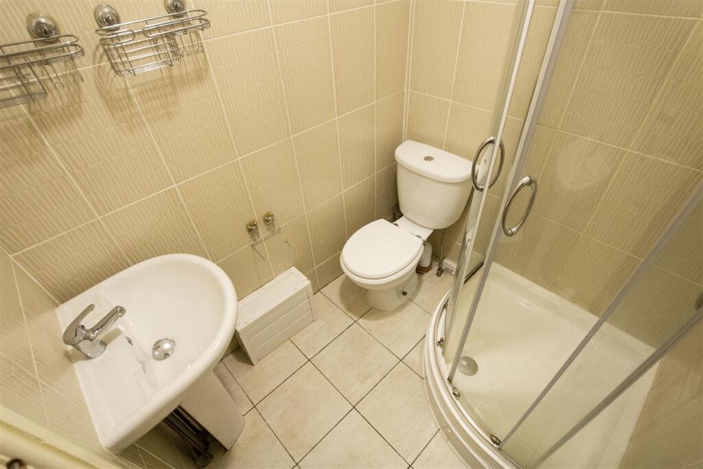 Additional property image - Oak Tree Lane, Selly Oak, Birmingham