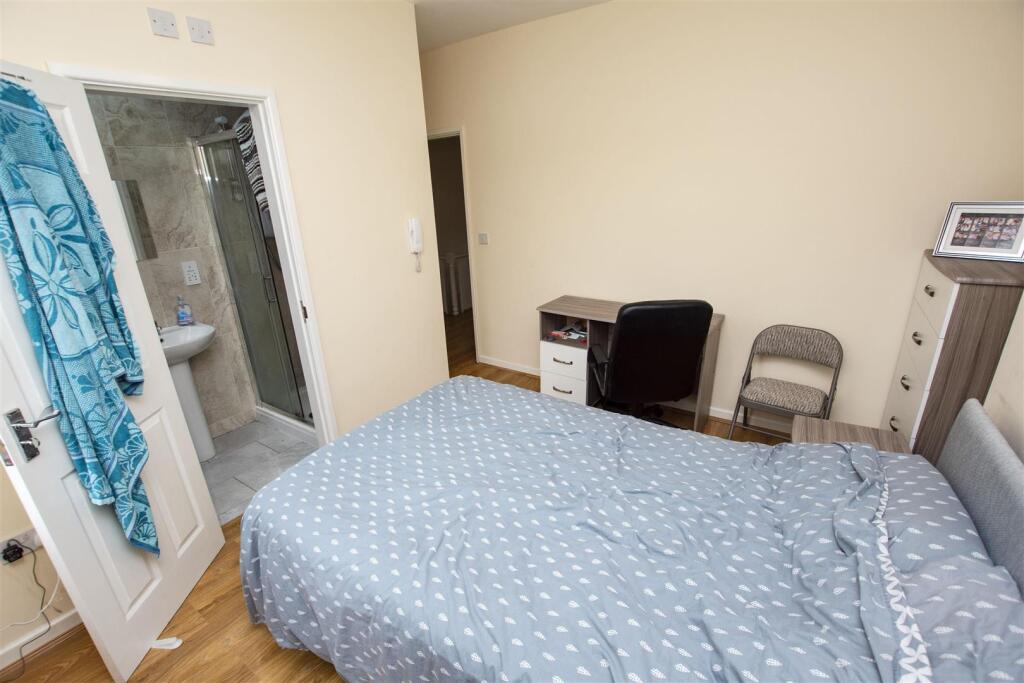 Additional property image - Katie Road, Birmingham
