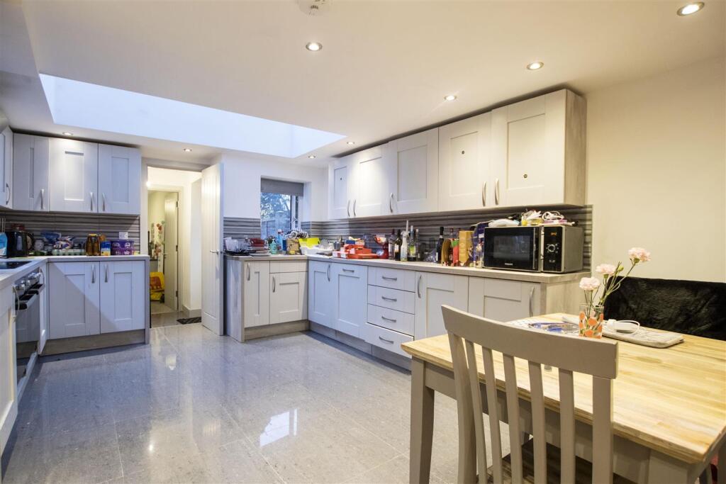 Main image of property: Heeley Road, Birmingham, West Midlands, B29