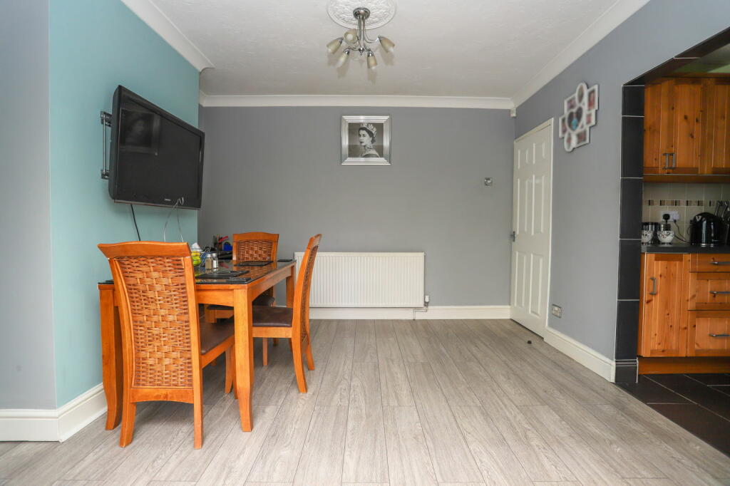 Additional property image - Feldon Lane, Halesowen, B62 9DS