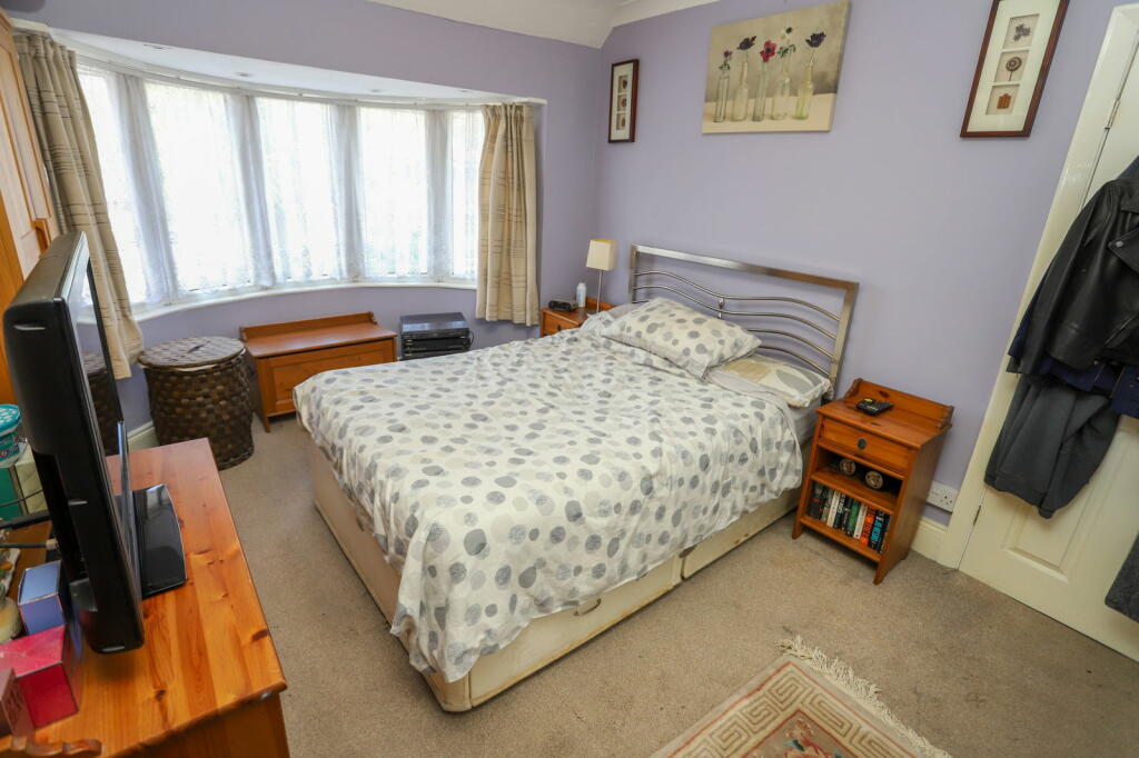 Additional property image - Feldon Lane, Halesowen, B62 9DS