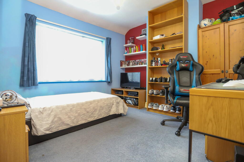 Additional property image - Feldon Lane, Halesowen, B62 9DS