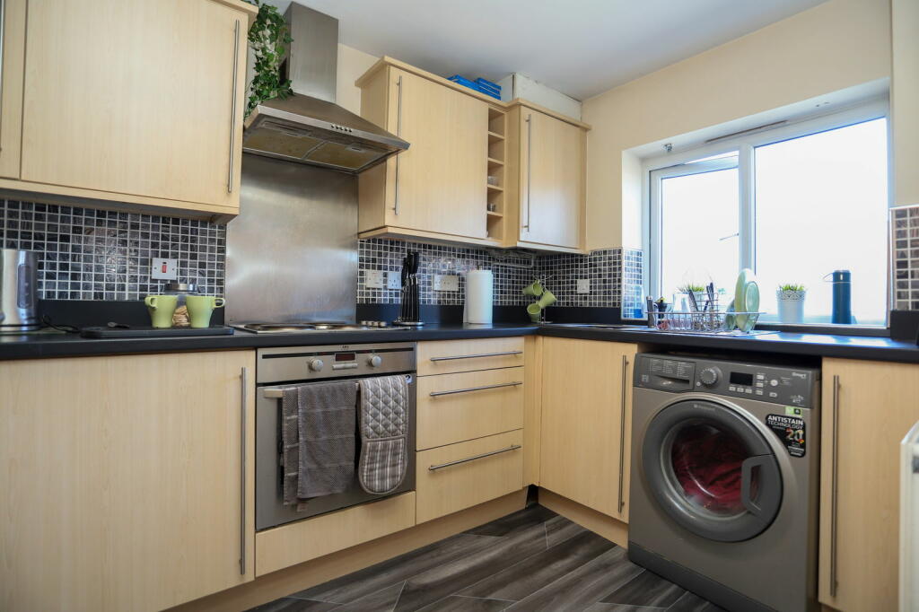 Additional property image - Dovey Grove, Rowley Regis, B65 8BT