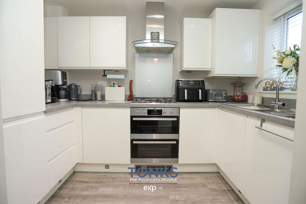 Additional property image - Thomson Grove, Fairfields Estate, Halesowen, B62 9JU