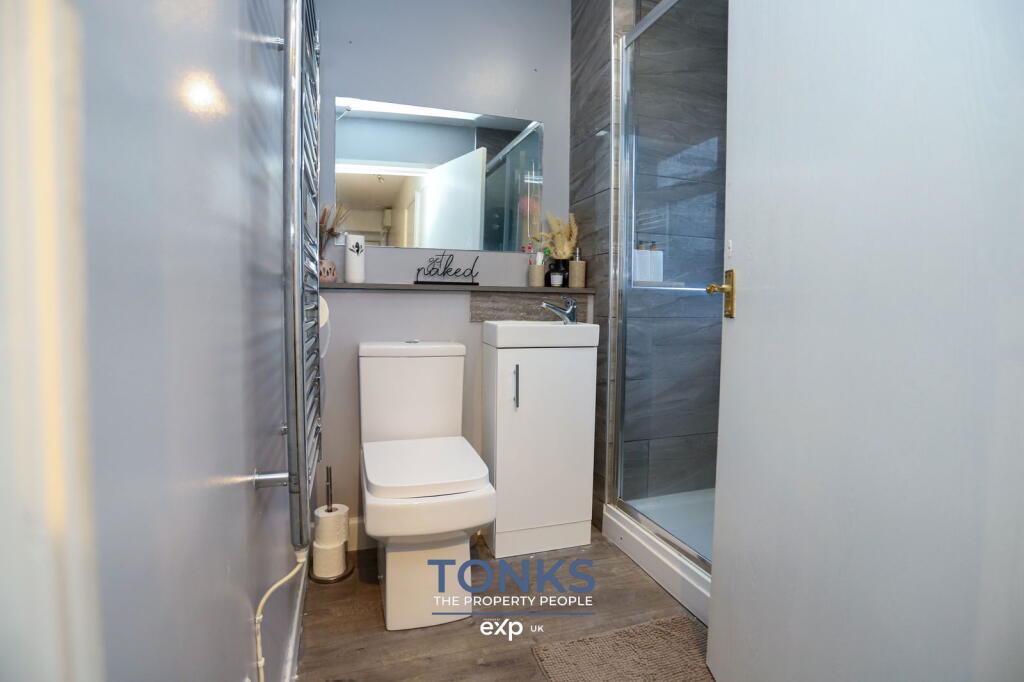 Additional property image - Hamilton Avenue, Halesowen, B62 8SG