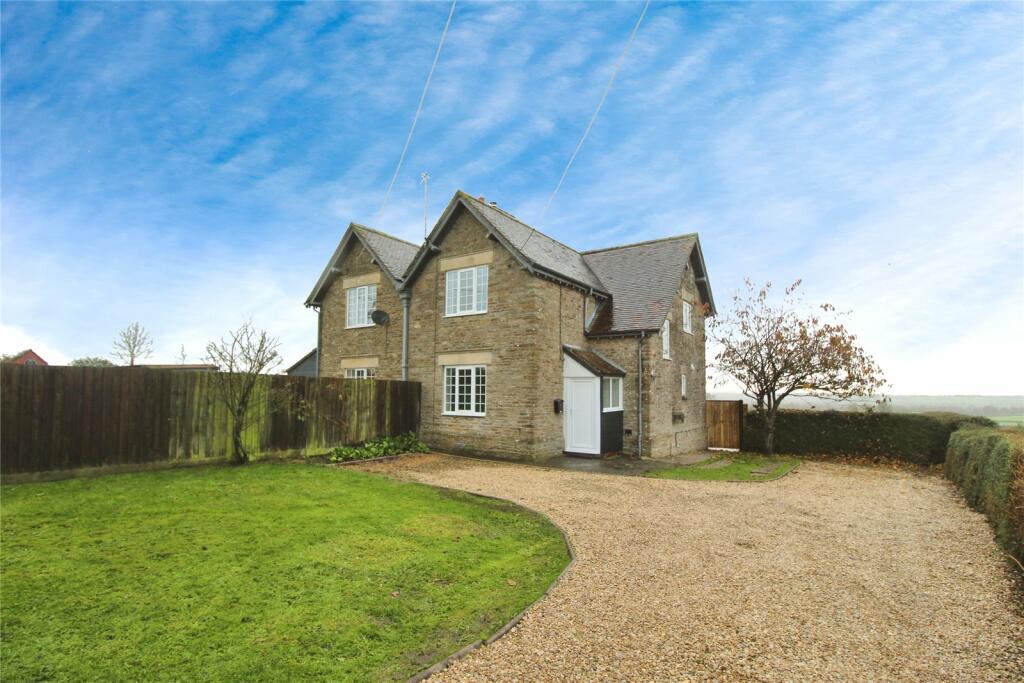 Additional property image - Pineda, Yenston, Templecombe, Somerset, BA8
