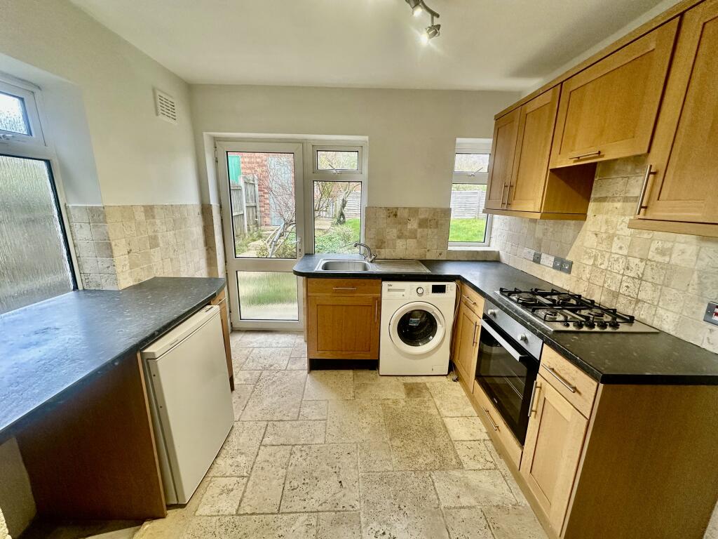 Main image of property: Shrublands Close, Chigwell, IG7
