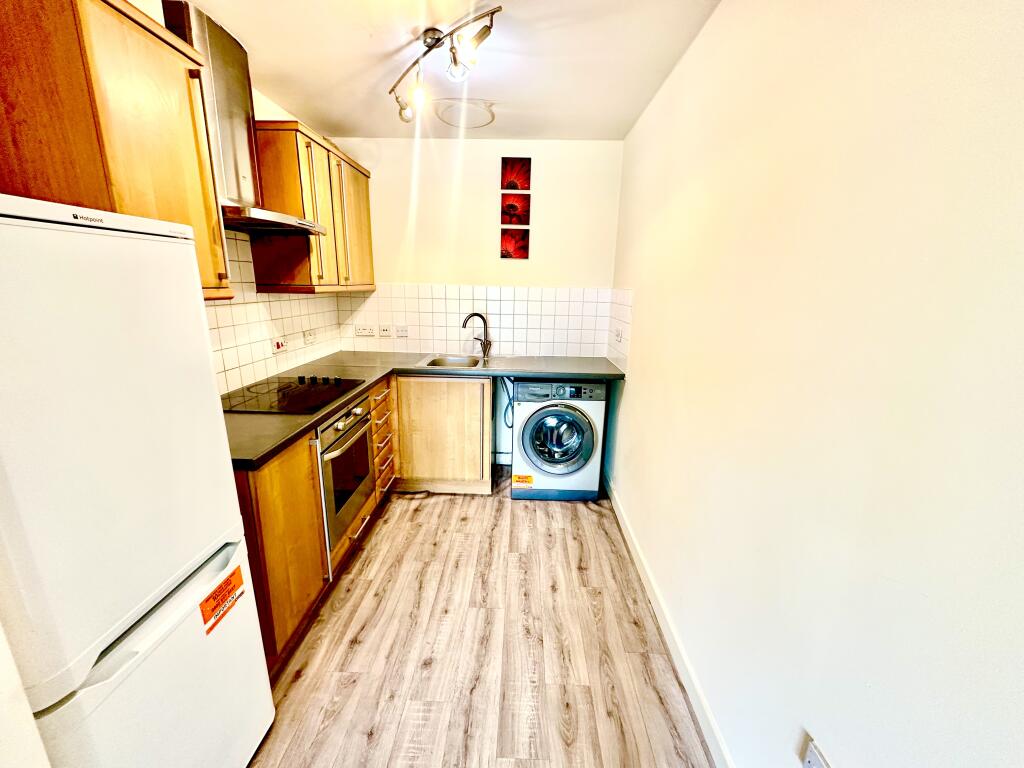 Main image of property: Chamberlain Close, Ilford, IG1