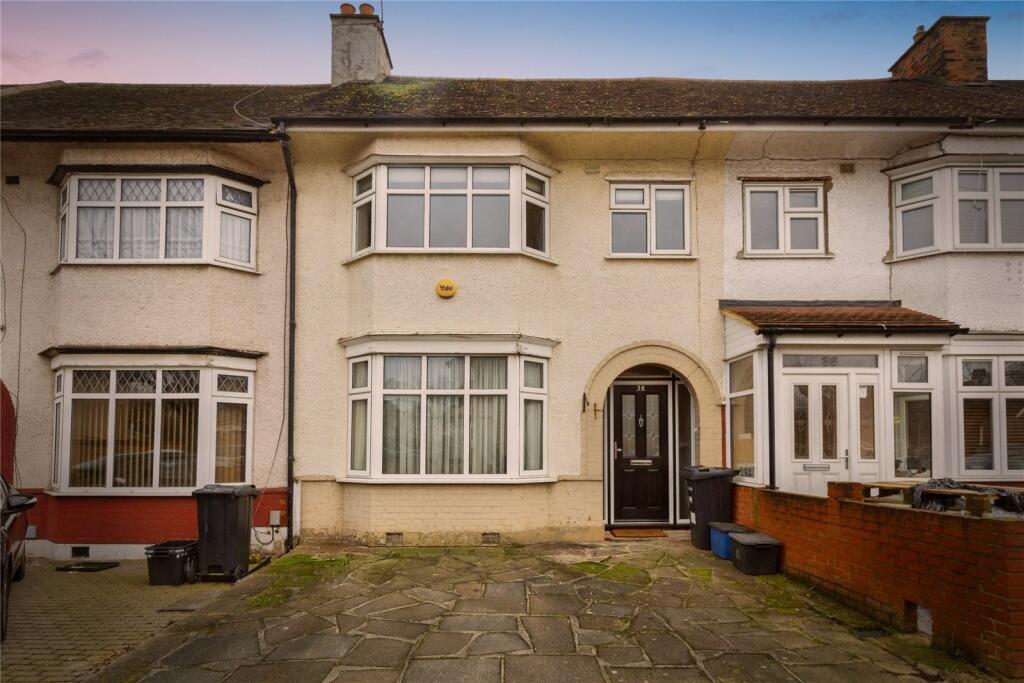 Main image of property: Cantley Gardens, Ilford, IG2