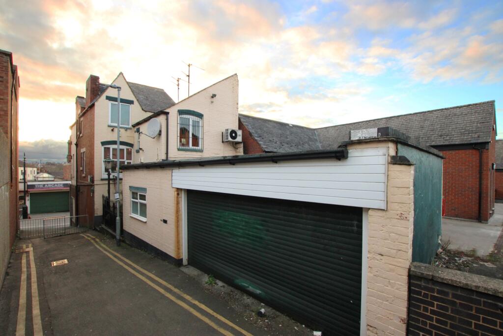 Main image of property: High Street, Rushden, NN10