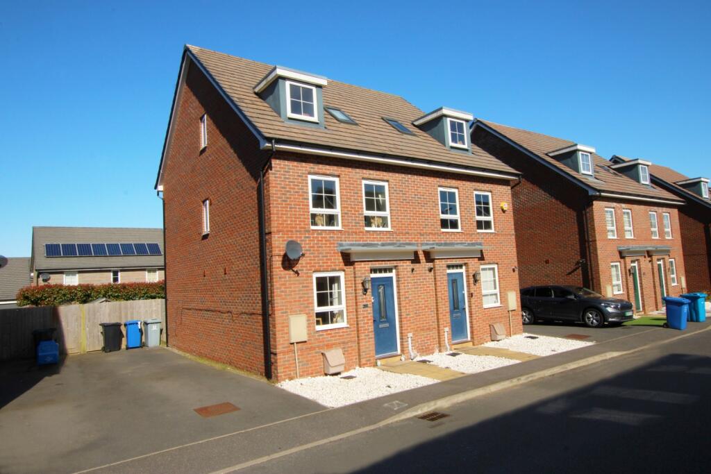 Main image of property: Grimsthorpe Avenue, Barton Seagrave, Kettering, Northamptonshire, NN15