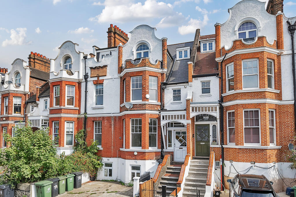 Main image of property: 71 Thurlow Park Road, West Dulwich, London