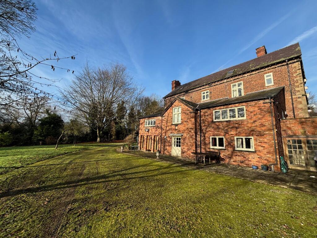 Main image of property: Garden Flat,Broomfield House, Congleton, CW12