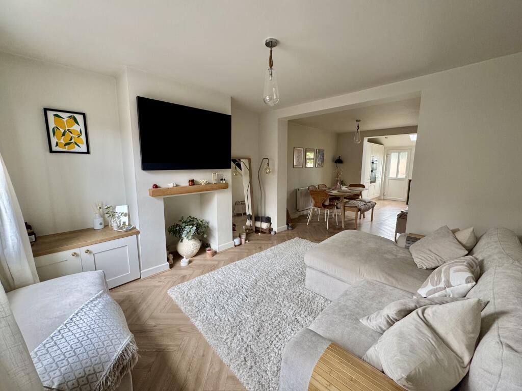 Main image of property: Buxton Road, Macclesfield