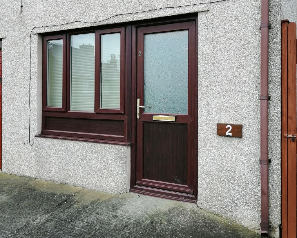 1 bedroom flat for rent in Pendalar, Llanfairfechan, LL33