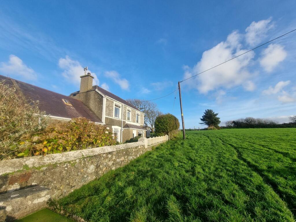 Main image of property: Ty'n Rhos, Llangwnadl