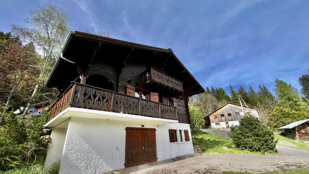 Main image of property: 74260 les-gets