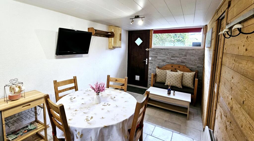 Main image of property: 74260 les-gets