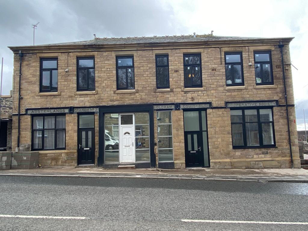 Main image of property: Flat 1, 792-794 Huddersfield Road, Oldham, Lancashire, OL4