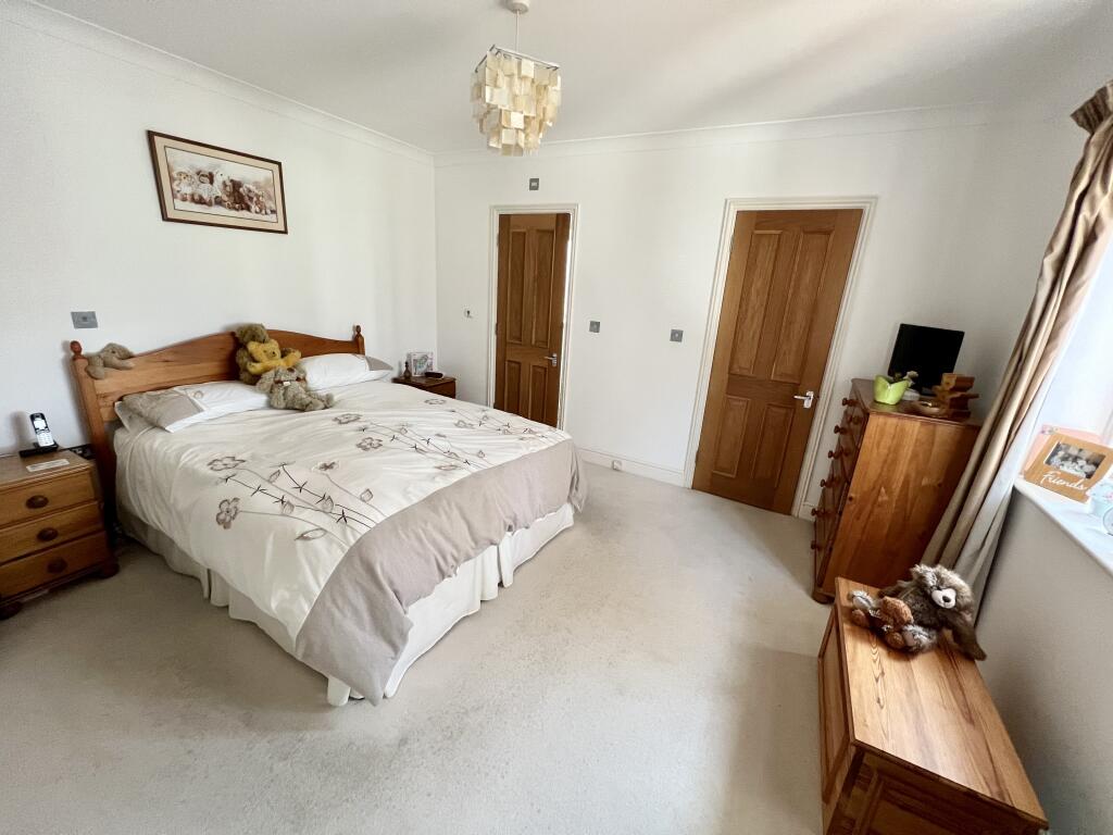 Additional property image - Feathers Hill, Hatfield Broad Oak, Essex, CM22