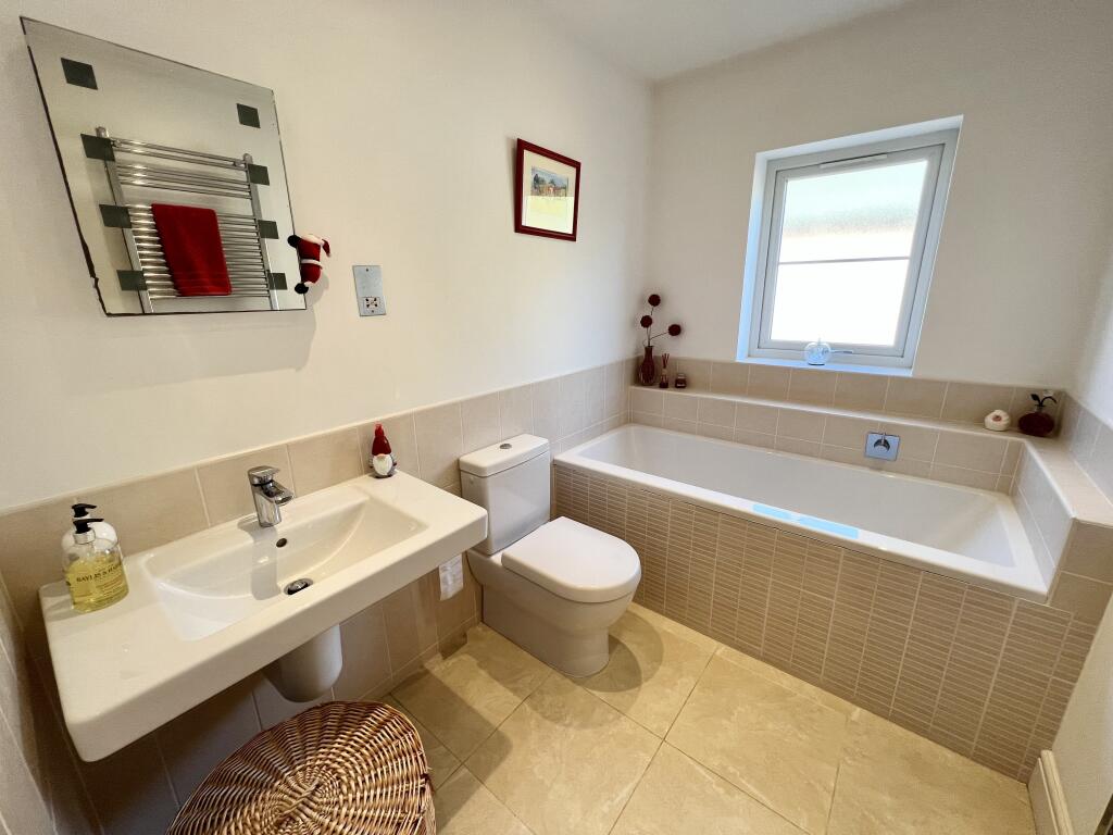 Additional property image - Feathers Hill, Hatfield Broad Oak, Essex, CM22