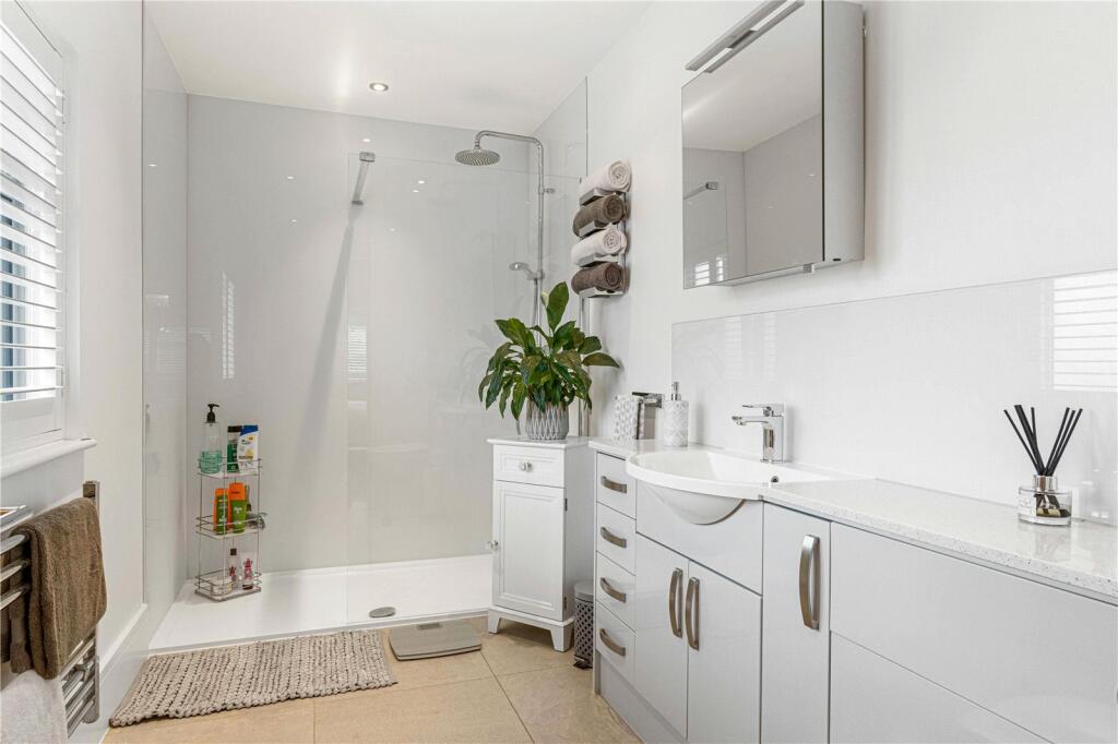 Additional property image - Cage End, Hatfield Broad Oak, Bishop's Stortford, Essex, CM22