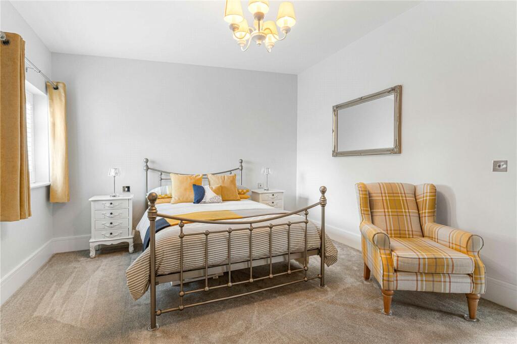 Additional property image - Cage End, Hatfield Broad Oak, Bishop's Stortford, Essex, CM22