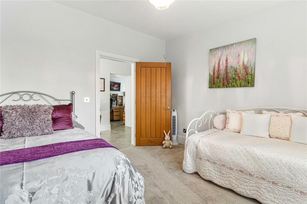 Additional property image - Cage End, Hatfield Broad Oak, Bishop's Stortford, Essex, CM22