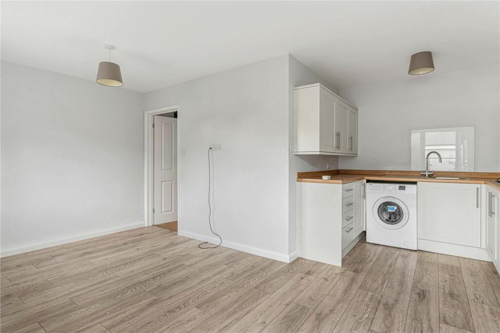 Additional property image - Cage End, Hatfield Broad Oak, Bishop's Stortford, Essex, CM22