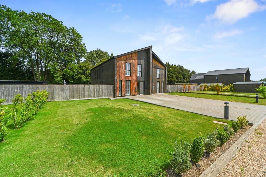 Main image of property: Hastingwood Park, Harlow, Essex, CM17