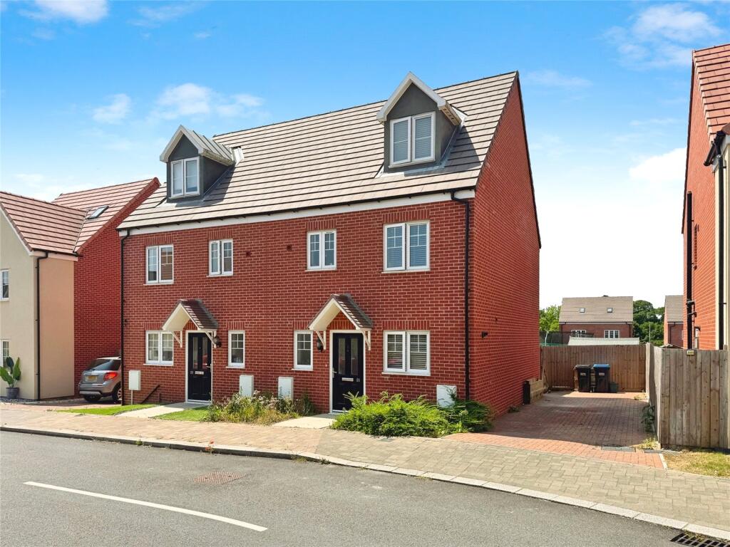 Main image of property: Wagtail Crescent, Harlow, Essex, CM17