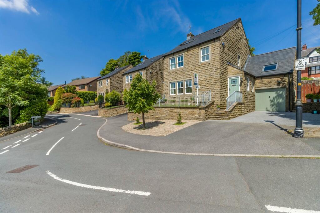4 bedroom detached house for sale in Range Lane, Denshaw, Saddleworth, OL3