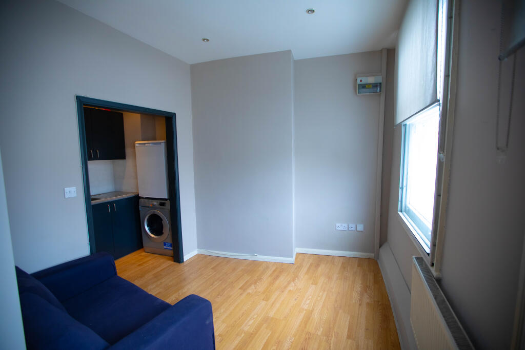 Main image of property: New Kings Road, London, SW6