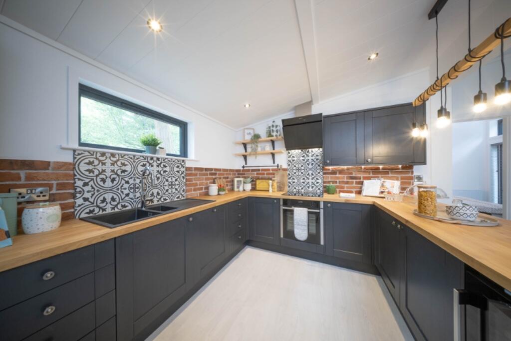 Main image of property: Bucks Alley,
Little Berkhamstead,
Hertfordshire,
SG13 8PY